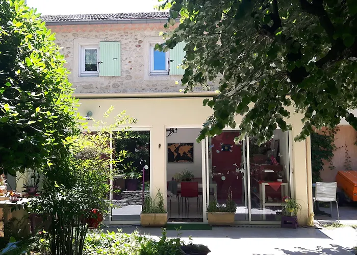 Louminai Bed & Breakfast Donzère