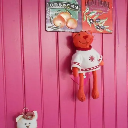 Louminai Bed & Breakfast 2*