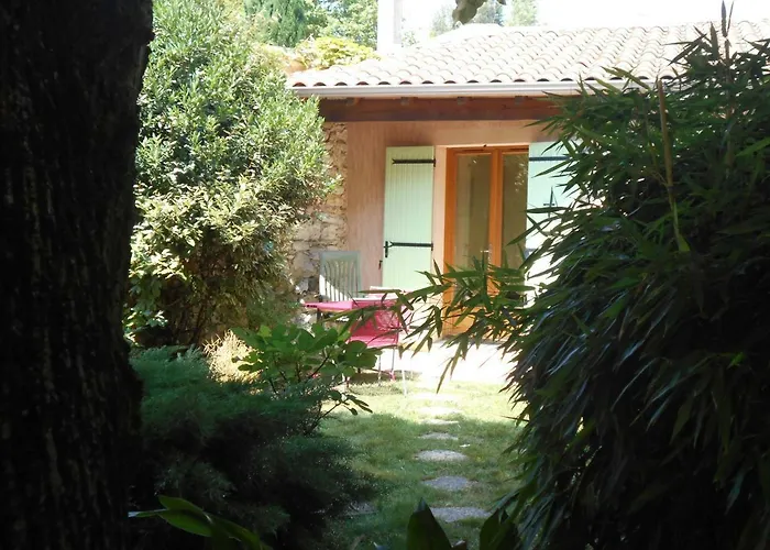 Bed & Breakfast Louminai Donzère